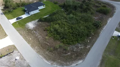 310 Progress Ave, Lehigh Acres, FL 33974 photo 6