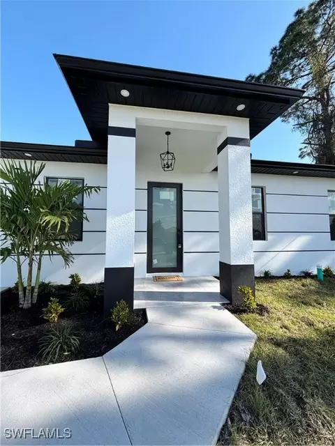 746 Testerman Ct, Lehigh Acres, FL 33974
