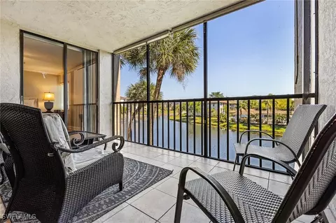4240 Steamboat Bnd #305, Fort Myers, FL 33919