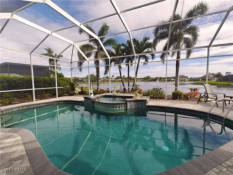 3921 Spring Garden Ln, Estero, FL 33928 photo 7