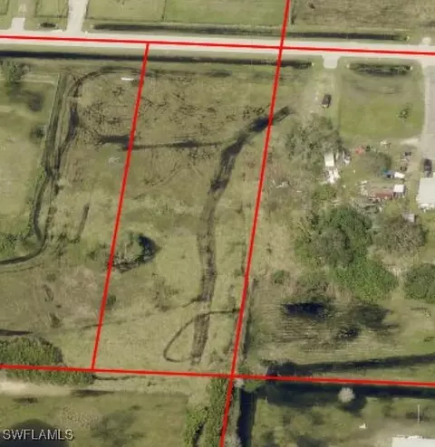 3280 North Rd, North Fort Myers, FL 33917
