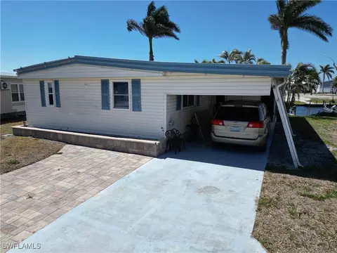 17650 Peppard Dr, Fort Myers Beach, FL 33931