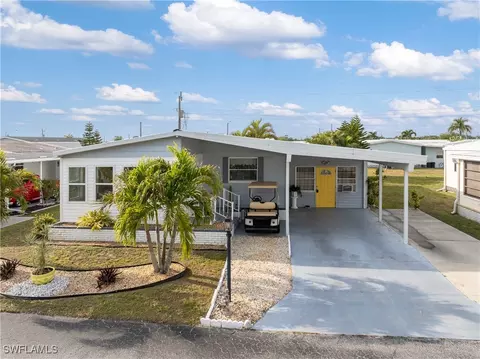 9029 Flamingo Cir, North Fort Myers, FL 33903
