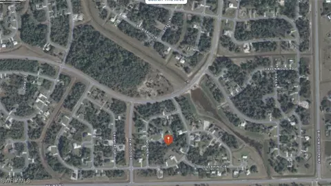 5010 Moon Ct, Labelle, FL 33935 photo 2