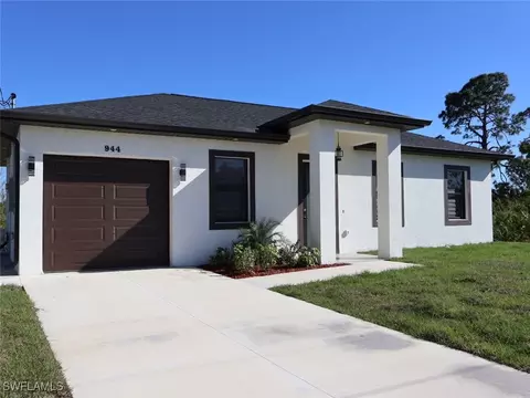 944 Grant Blvd, Lehigh Acres, FL 33974