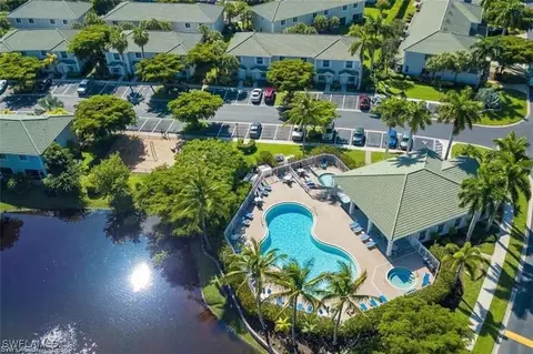 8273 Pacific Beach Dr, Fort Myers, FL 33966