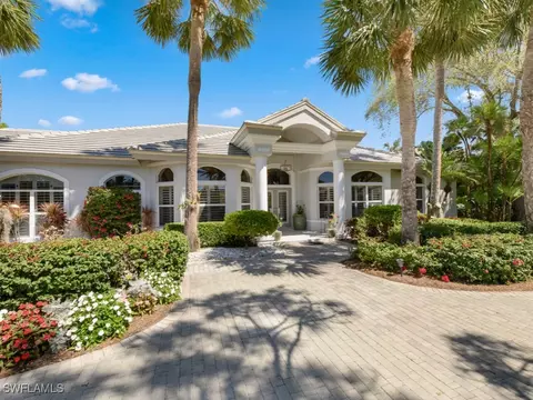 3500 Creekview Dr, Bonita Springs, FL 34134