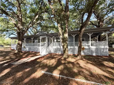 1820 Truman Ave, Lehigh Acres, FL 33972