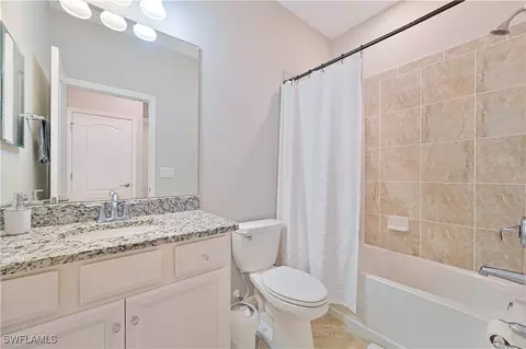 Bath - 19912 Beechcrest Pl, Estero, FL 33928 photo 2 of 3
