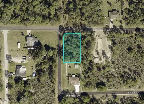 842 Cadis St E, Lehigh Acres, FL 33974