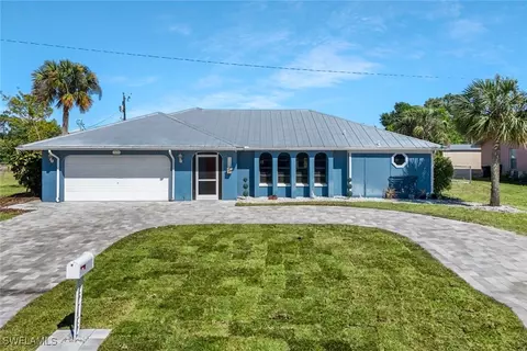 121 Dania Cir, Lehigh Acres, FL 33936