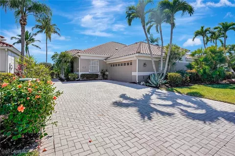 8568 Brittania Dr, Fort Myers, FL 33912