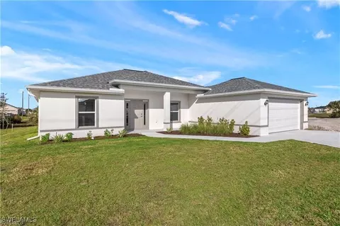 3749 NE 16th Pl, Cape Coral, FL 33909