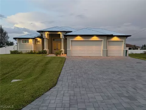1319 NW 40th Pl, Cape Coral, FL 33993