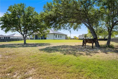 Exterior - 7824 16th Ter, Labelle, FL 33935 photo 5 of 7
