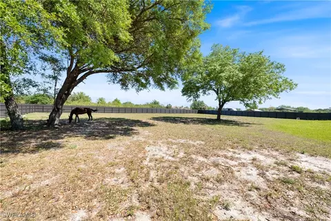 Exterior - 7824 16th Ter, Labelle, FL 33935 photo 4 of 7