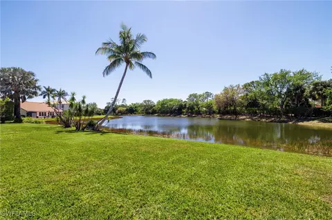 1922 Timberline Dr, Naples, FL 34109 photo 2