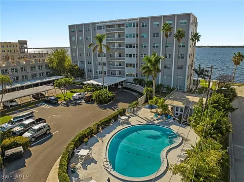 1900 Clifford St #306, Fort Myers, FL 33901