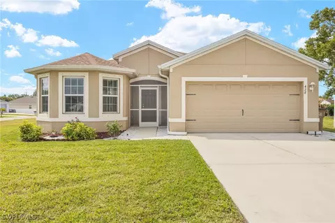 428 SE 8th St, Cape Coral, FL 33990