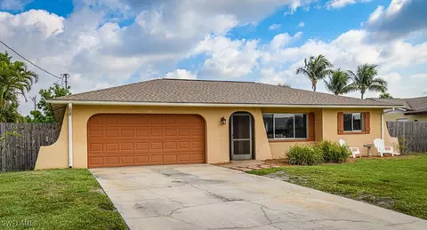 1421 SE 19th Ln, Cape Coral, FL 33990