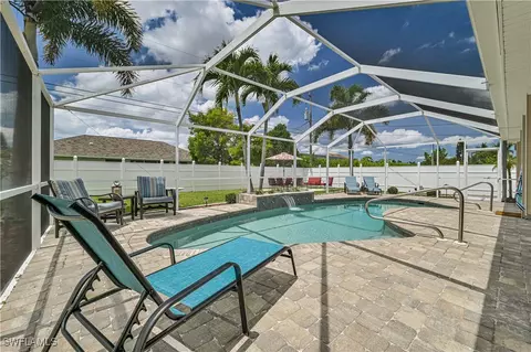 316 SE 19th Ln, Cape Coral, FL 33990