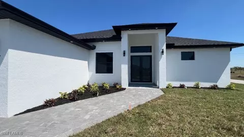 1807 NE 6th Ave, Cape Coral, FL 33909