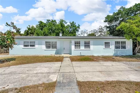 3017 Market St, Fort Myers, FL 33916