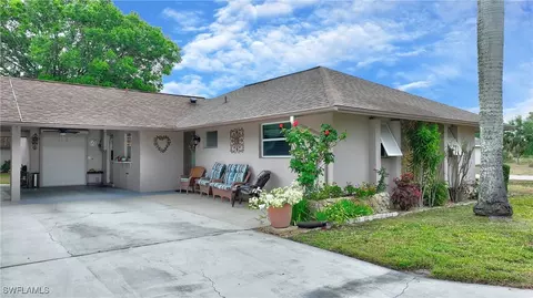 219 Oaklawn Ct, Lehigh Acres, FL 33936