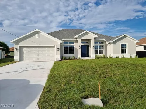 201 NW 9th Ter, Cape Coral, FL 33993