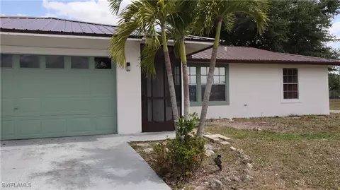 401 NW Juanita Ct, Cape Coral, FL 33993