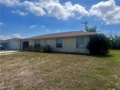 1107 SE 13th Ave, Cape Coral, FL 33990