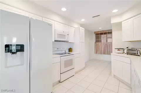 9110 Southmont Cv #204, Fort Myers, FL 33908