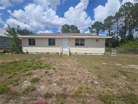 4016 14th St SW, Lehigh Acres, FL 33976