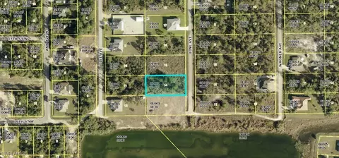 803 Pine Ave, Lehigh Acres, FL 33972