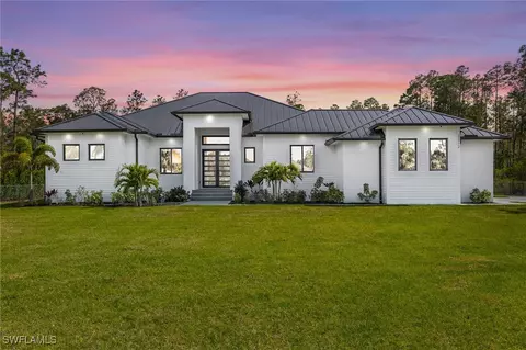 3212 10th Ave NE, Naples, FL 34120