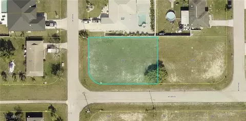 1801 NE 16th Pl, Cape Coral, FL 33909