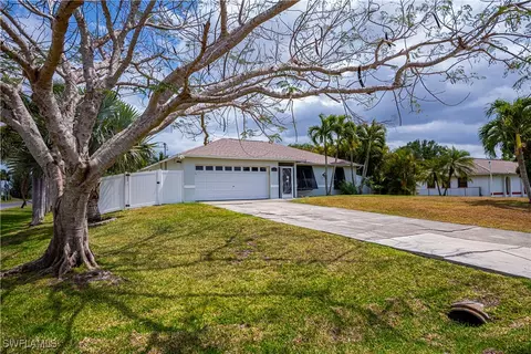 2113 NE 13th Ave, Cape Coral, FL 33909