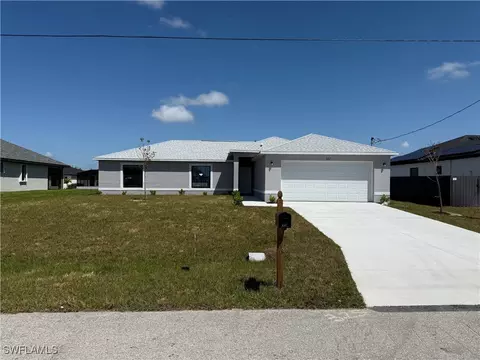 627 SW 28th Ter, Cape Coral, FL 33914