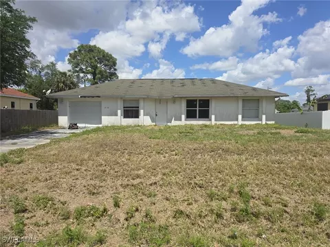 2912 11th St W, Lehigh Acres, FL 33971
