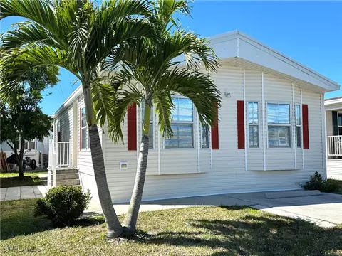 4711 Robert E Lee Blvd W, Estero, FL 33928 photo 2