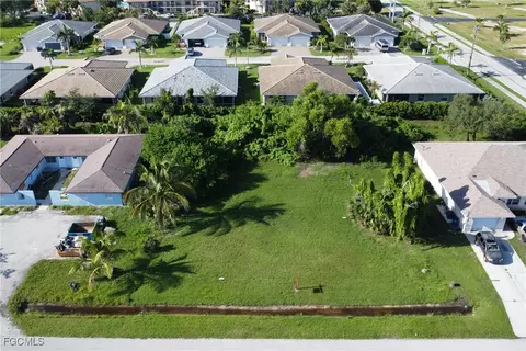 13410 Pine Needle Ln, Fort Myers, FL 33908