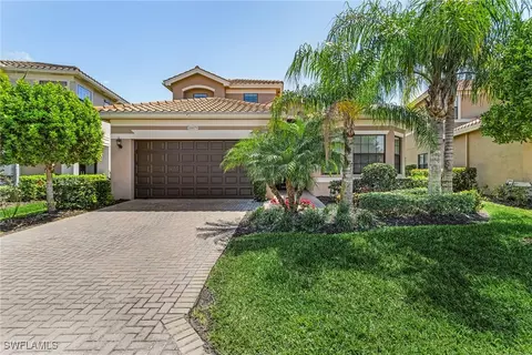 10079 Chesapeake Bay Dr, Fort Myers, FL 33913