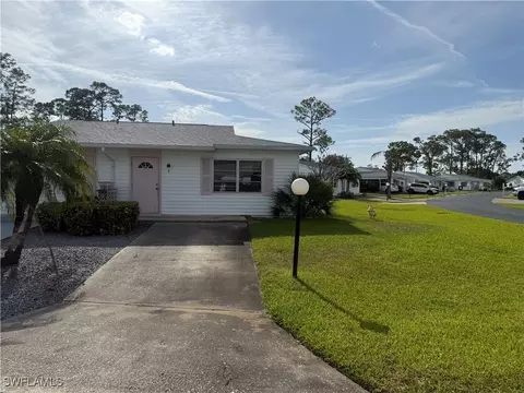 1 Meadow Rue Ct, Lehigh Acres, FL 33936