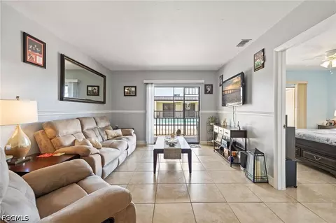 414 Santa Barbara Blvd #5, Cape Coral, FL 33914