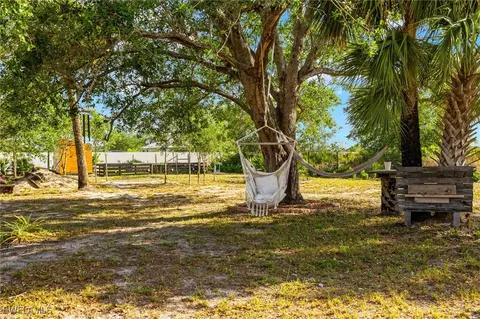 Exterior - 7942 16th Pl, Labelle, FL 33935 photo 5 of 8