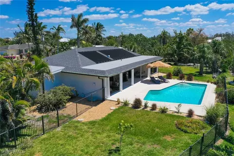 9436 Kava Ct, Sanibel, FL 33957