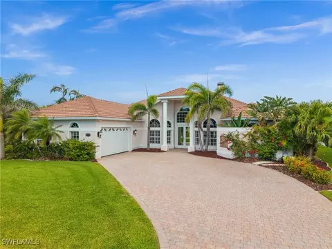 2501 SW 53rd Ter, Cape Coral, FL 33914