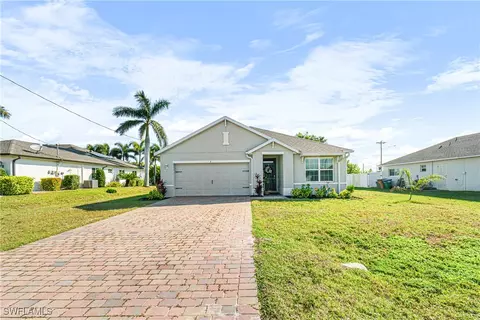 5 NW 8th Pl, Cape Coral, FL 33993