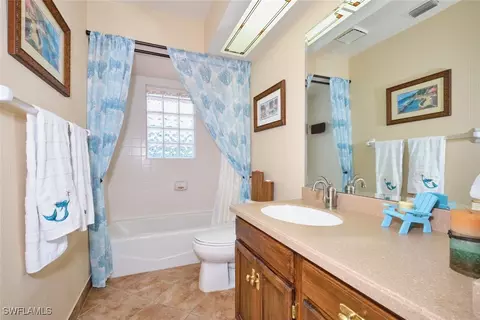 Bath - 1901 Countess Ct, Naples, FL 34110 photo 5 of 5