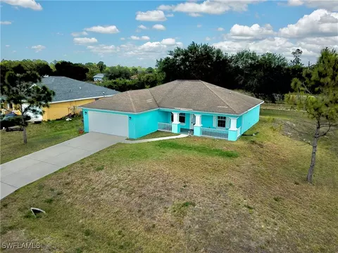 3700 16th St W, Lehigh Acres, FL 33971